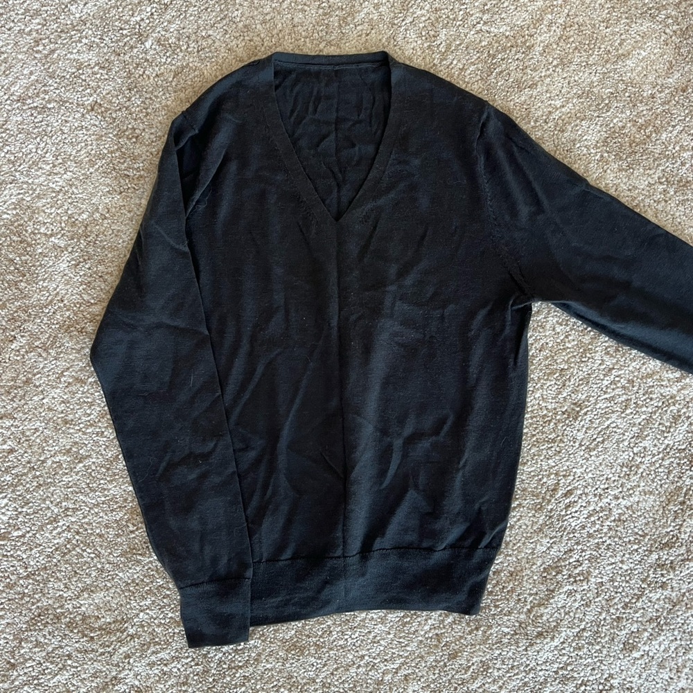 Muji v neck sweater